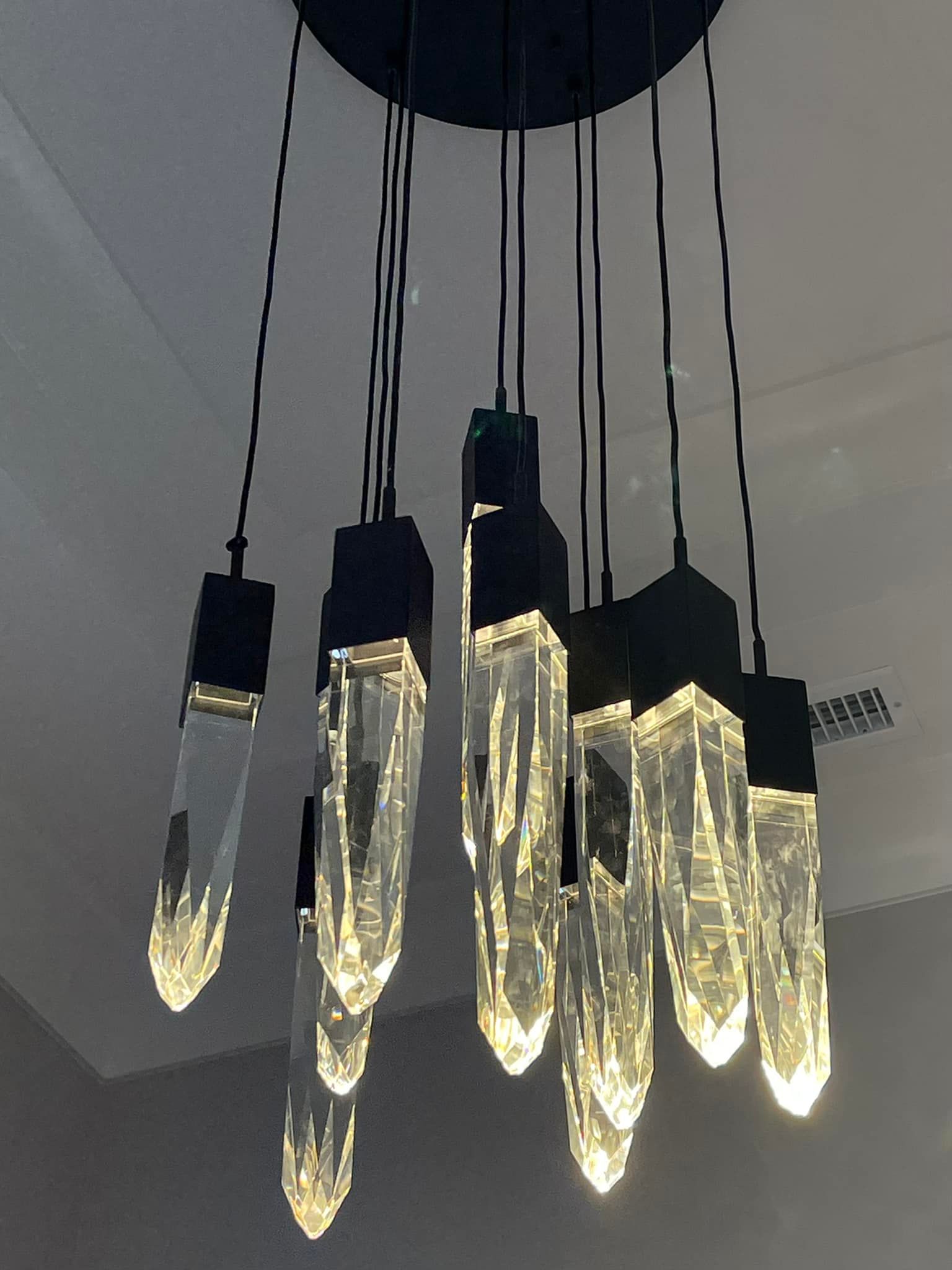 Modern Light Luxury Round/Rectangle Ceiling Pendant Light in Black Finish for Kitchen Island/ Staircase/Living Room-Chandeliers-Blushlighting-Blushlighting