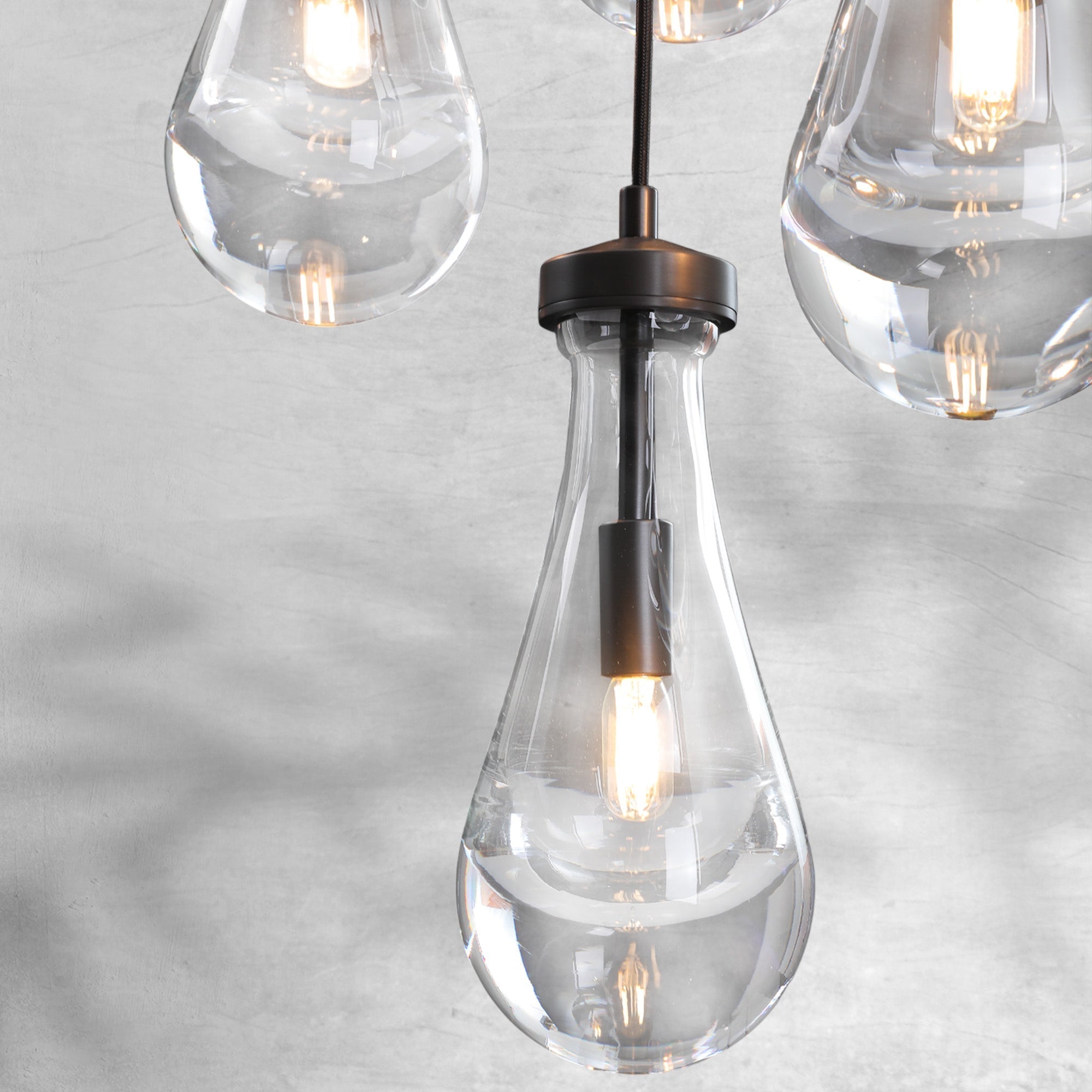 Modern Raindrop Pendant Light - Black7 LightBlushlighting