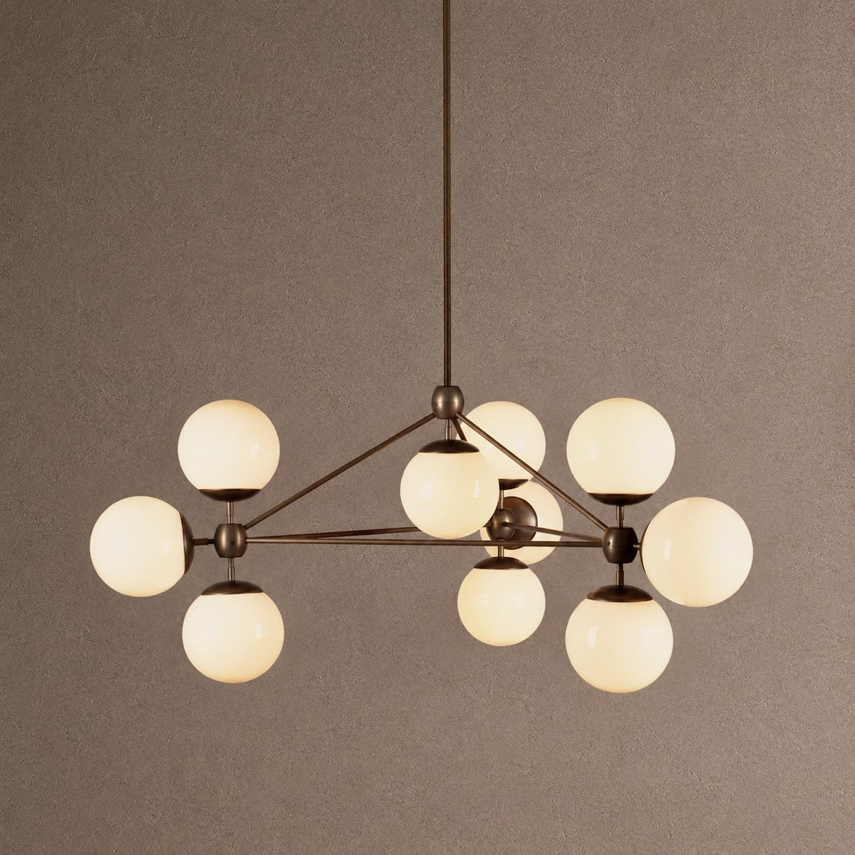 Modo Globe Chandelier - Brushed BrassCreamBlushlighting