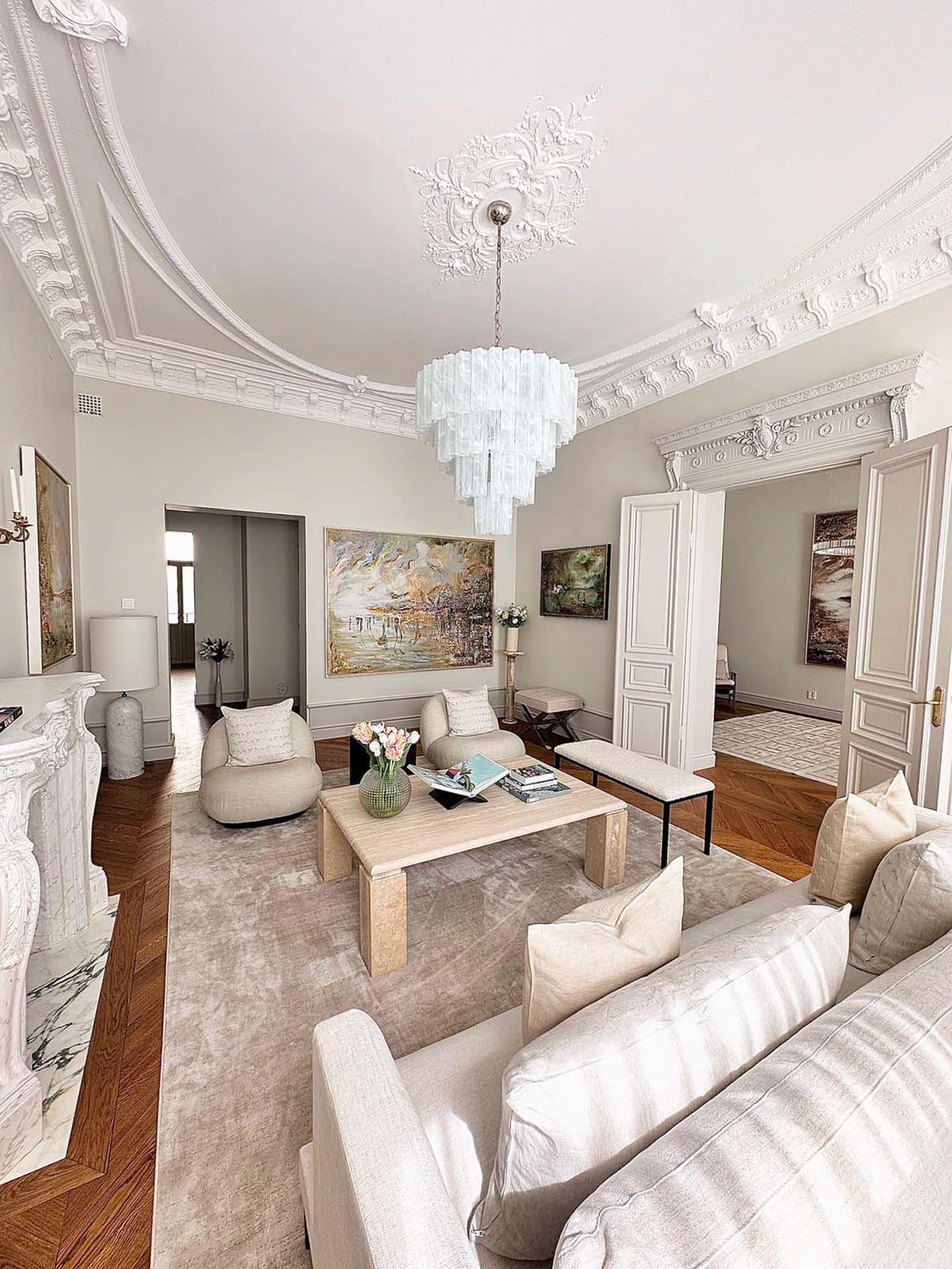 Murano Chandelier – 78 tubes – Alabaster white-Blushlighting