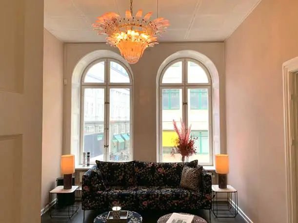 Murano Chandelier – Palmette – 58 glass – Pink - Blushlighting