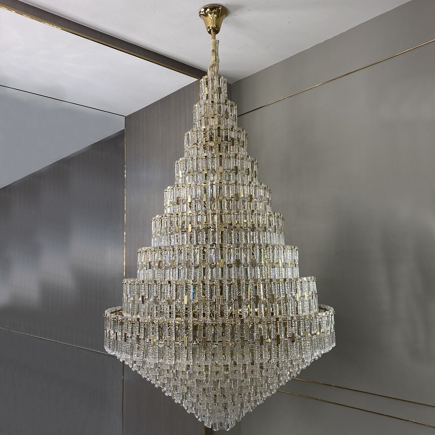 Oversized Multi - layers Honeycomb Luxury Crystal Chandelier in Gold Finish for Big Hallway/Foyer/Entryway - D47.2"*H70.9"/76 Lights/169.2kgWarm LightBlushlighting