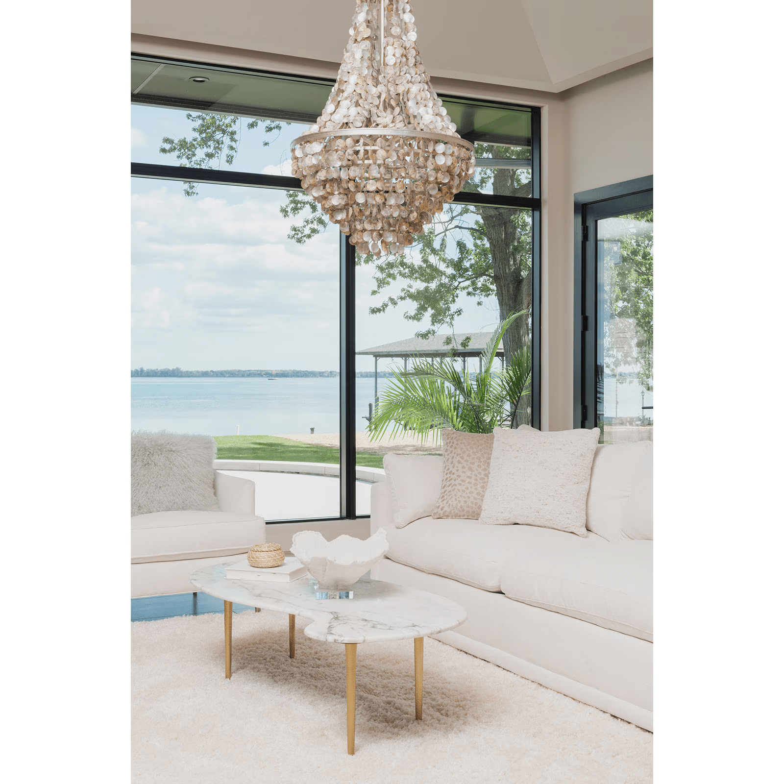 Pearl Seashell Pendant Light - Blushlighting