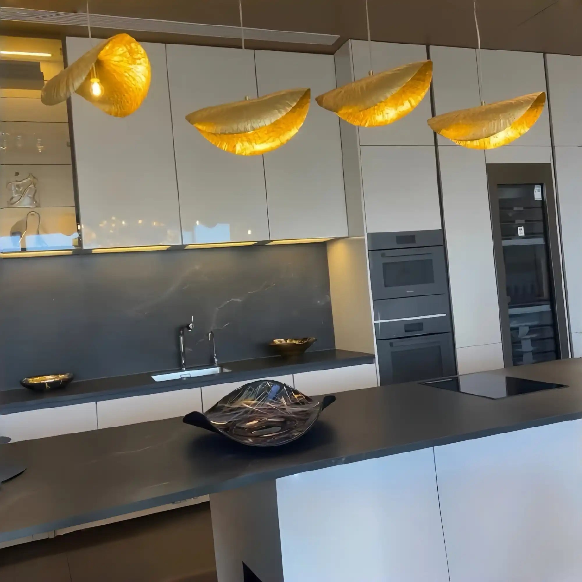 Postmodern Withered Leaf Parlor Pendant Lighting Fixture in Brass - Style A/Two curved edges/L17.7"*W11.02"*H7.08"Warm LightBlushlighting