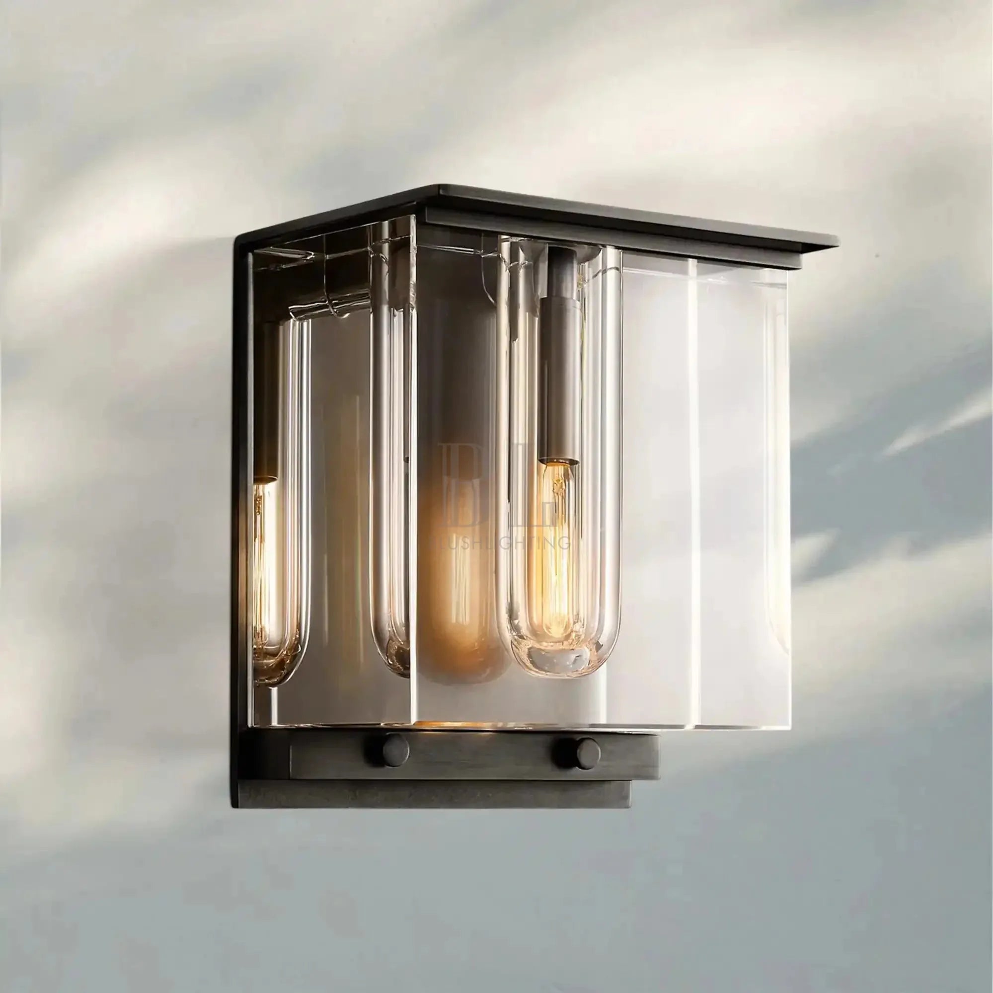 Saviler Cube Wall Sconce - Blushlighting