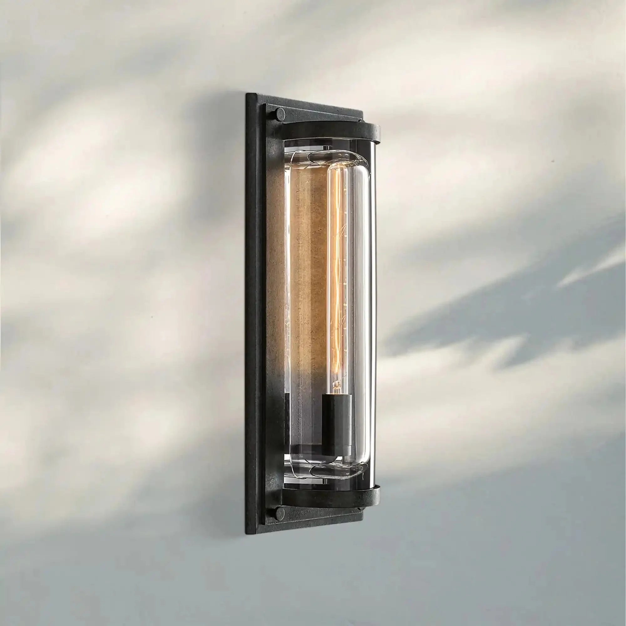 Saviler Grand Round Sconce - Blushlighting