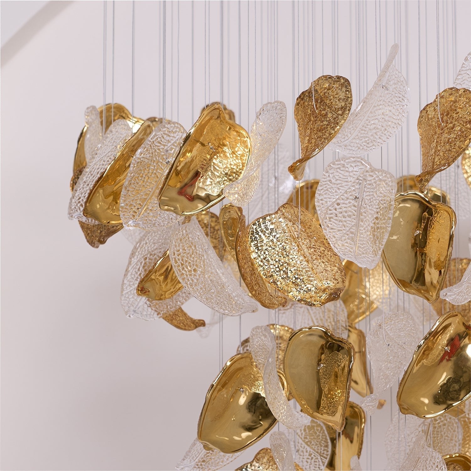 Shake Leaves Chandelier - ∅ 31.8″ x 78.7″ / Dia 80cm x 200cmGold & ClearWarm LightBlushlighting