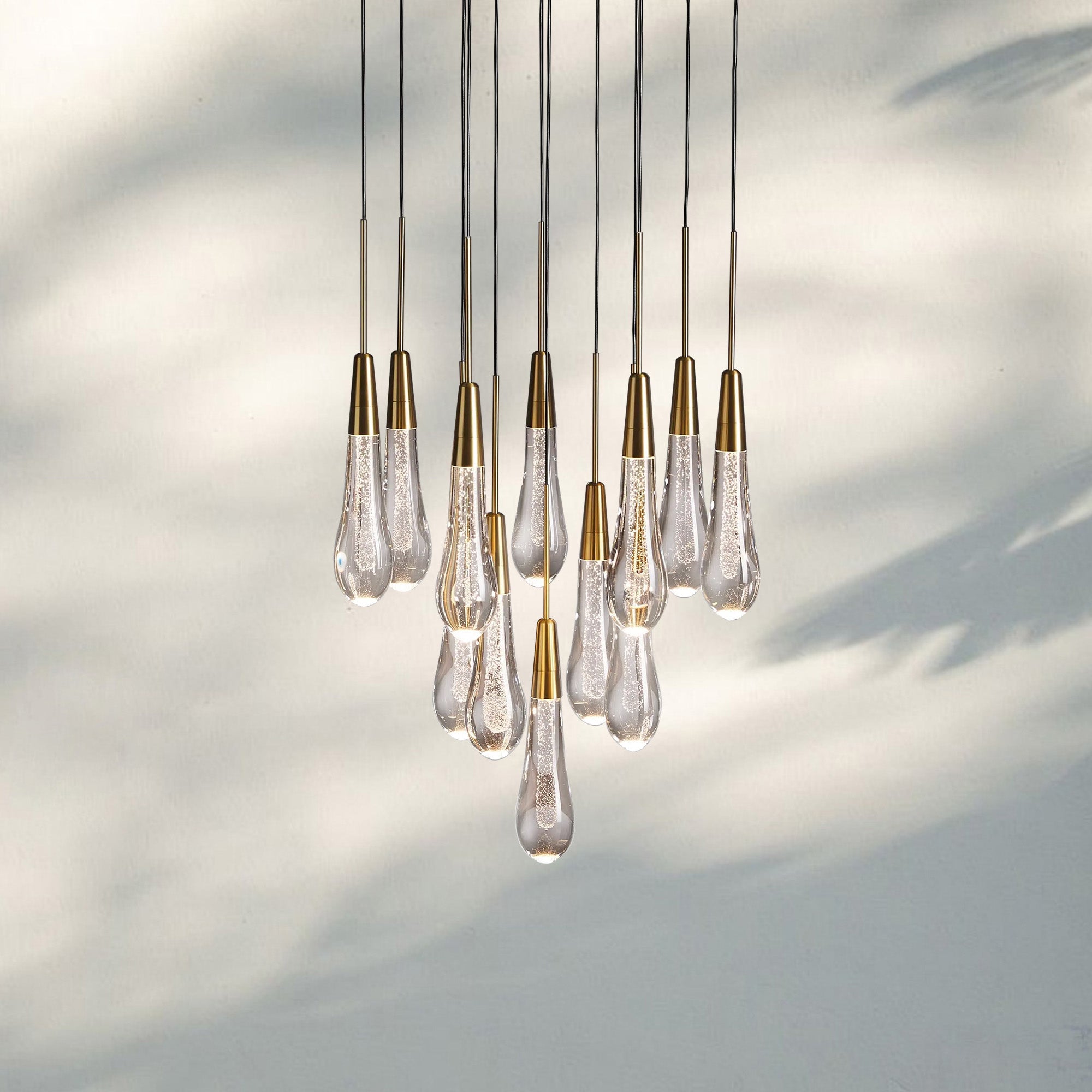 Solitaire Round Chandelier 17" 24" 36“ 58“-12-Light 17‘’-Brass-