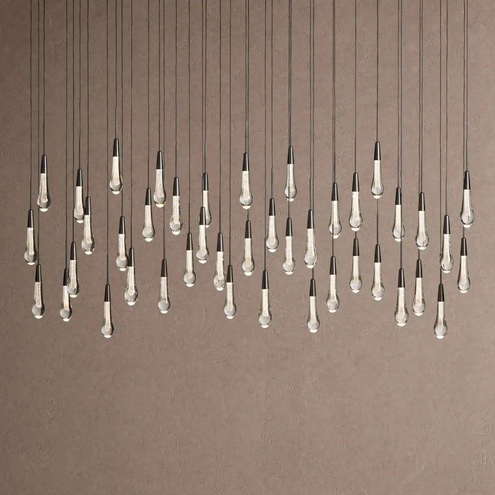 Soltaire Linear Chandelier - Raindrop Pendant Lighting - 70” 42-LightBlackBlushlighting