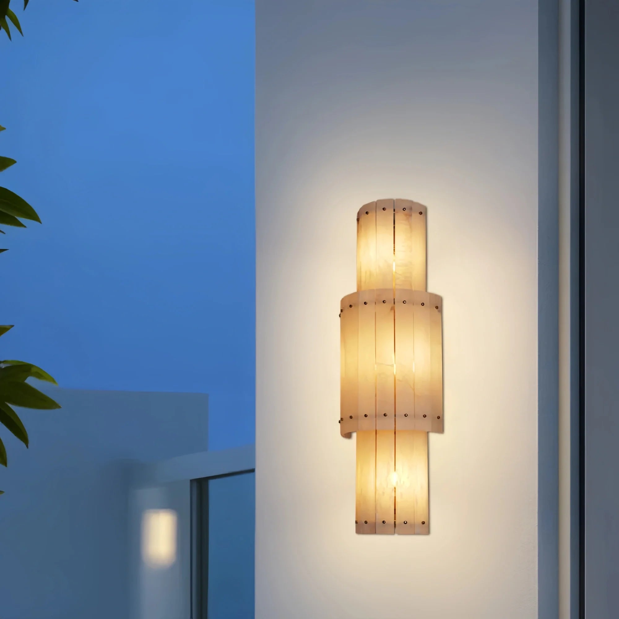 Sun Marco Alabaster Grand Round Sconce-