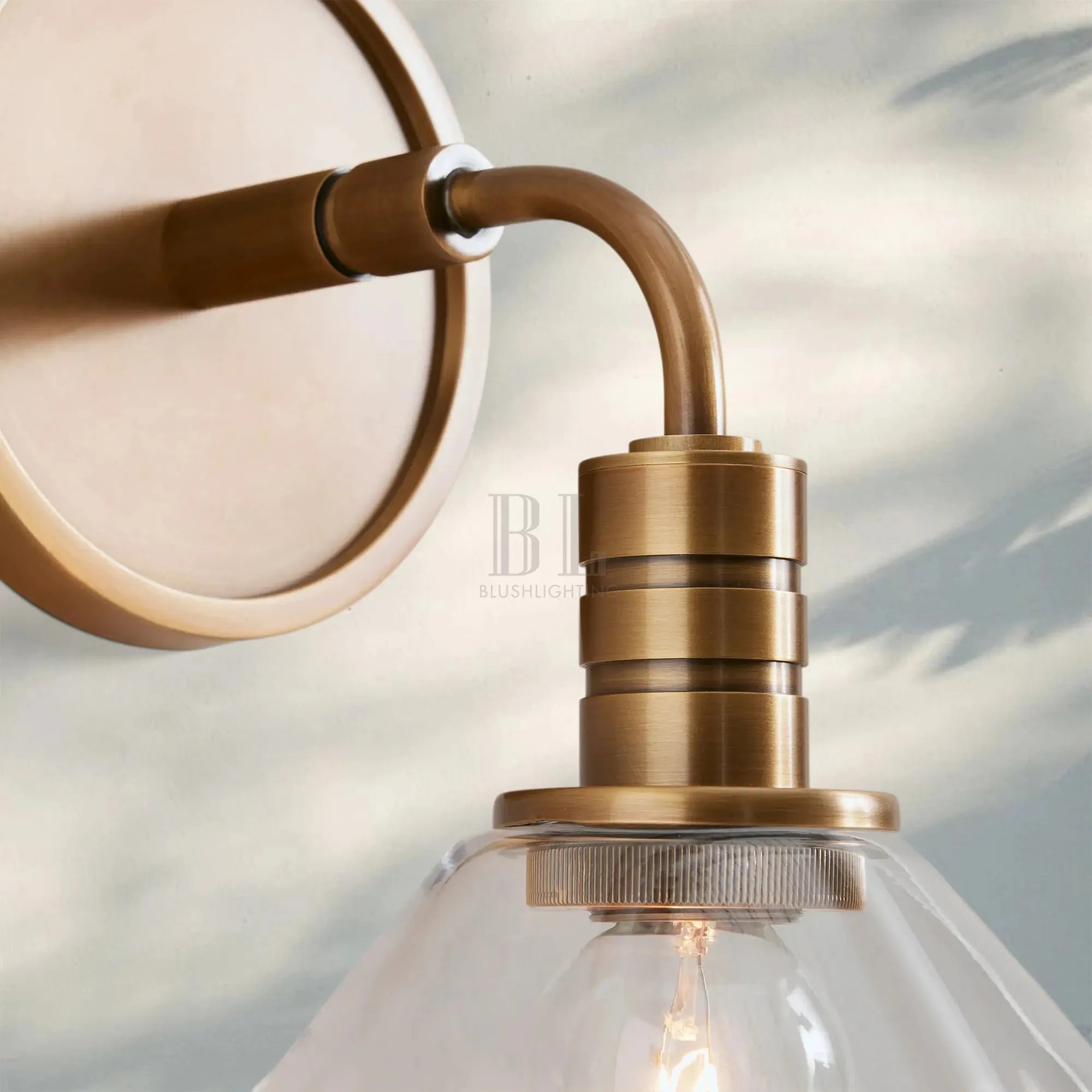 Theron Single Wall Sconce - Blushlighting