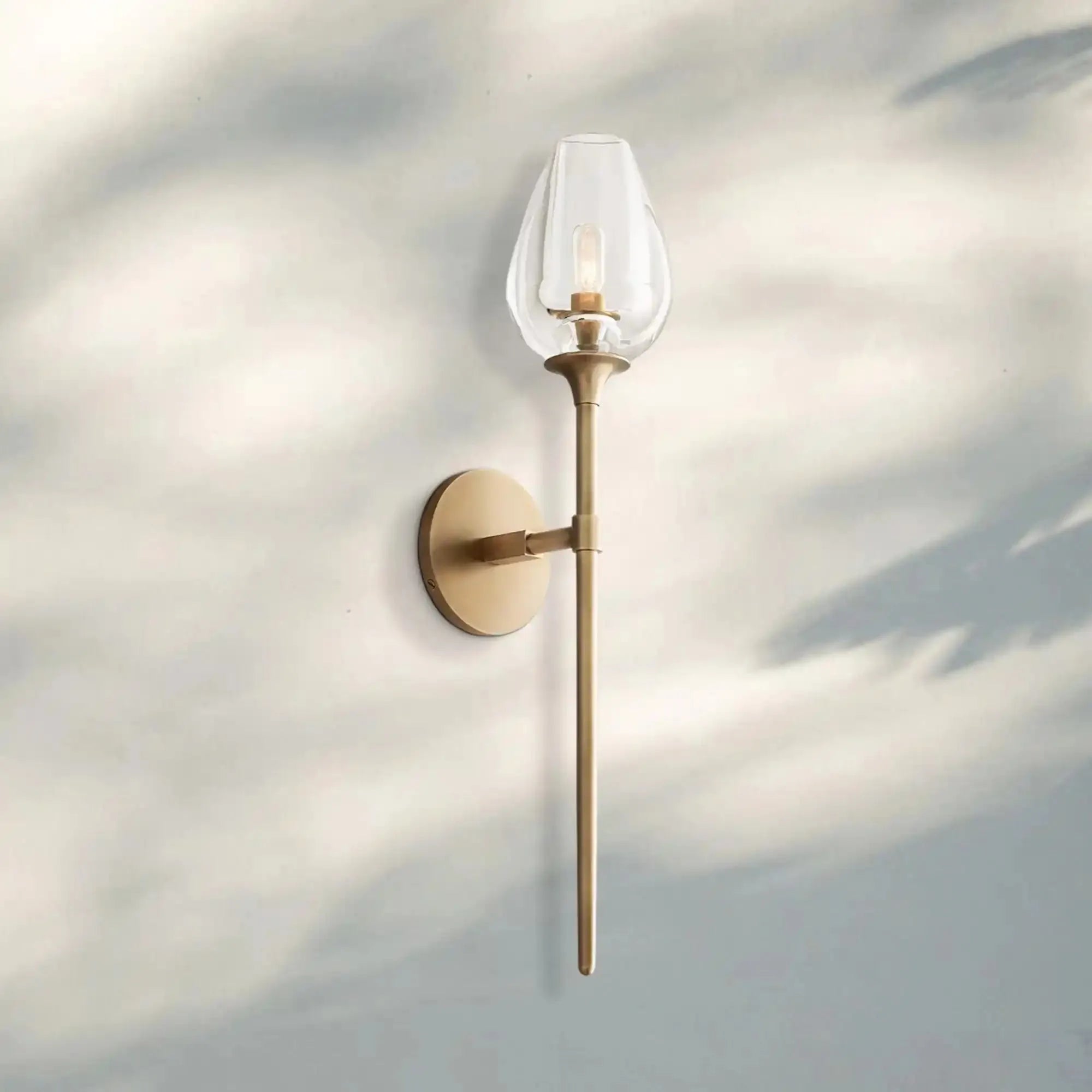 Tuilpl Grand Wall Sconce-Brass-