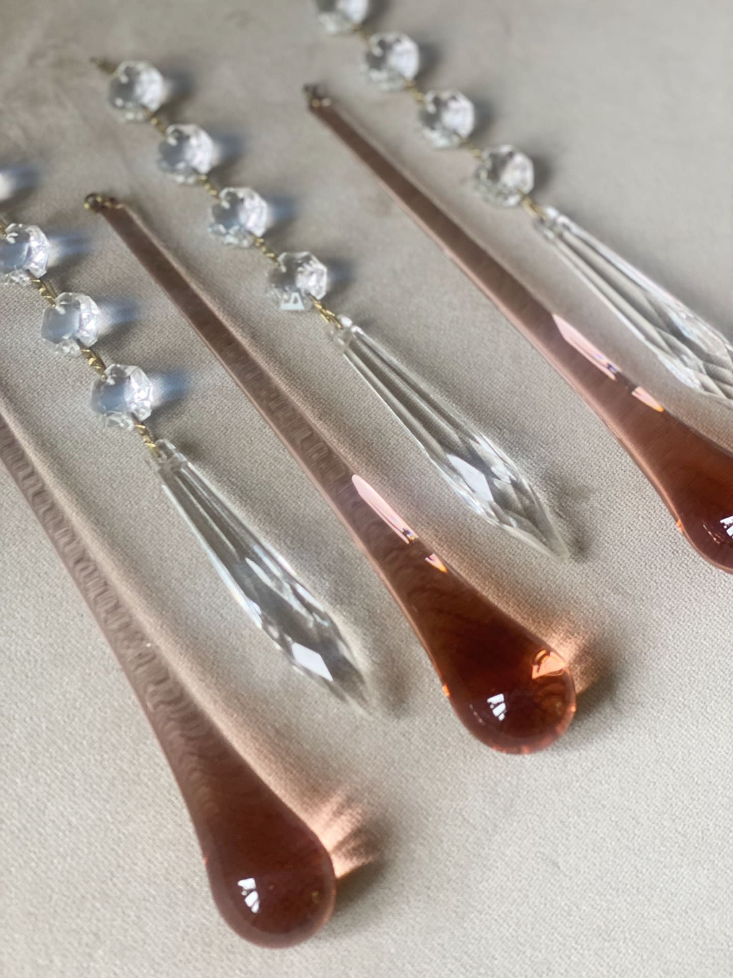 Vintage – Murano Teardrops Chandelier – 70s – Pink prisms - Blushlighting