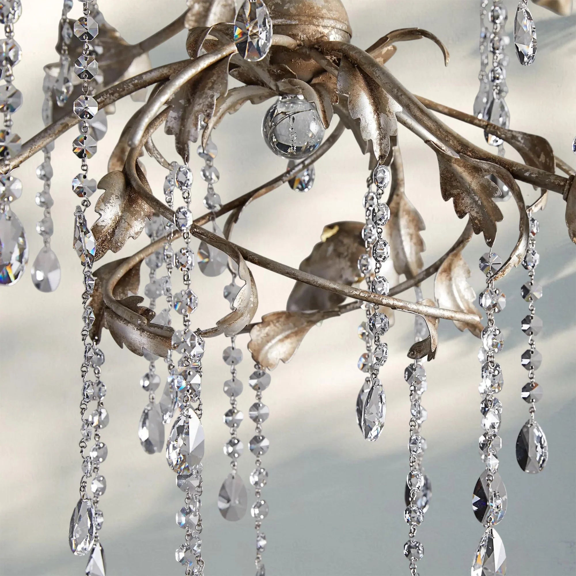 Viticcia Round Chandelier - Blushlighting